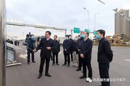 吳曉軍深入昌南大道快速路、洪都大道快速路項(xiàng)目現(xiàn)場(chǎng)調(diào)研指導(dǎo)